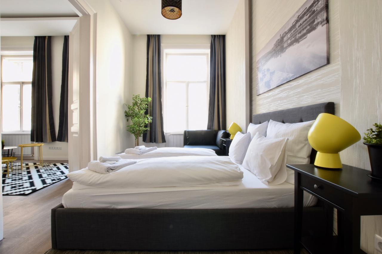 Standard Apartment By Hi5 - Dessewffy 39 Budapest Ngoại thất bức ảnh