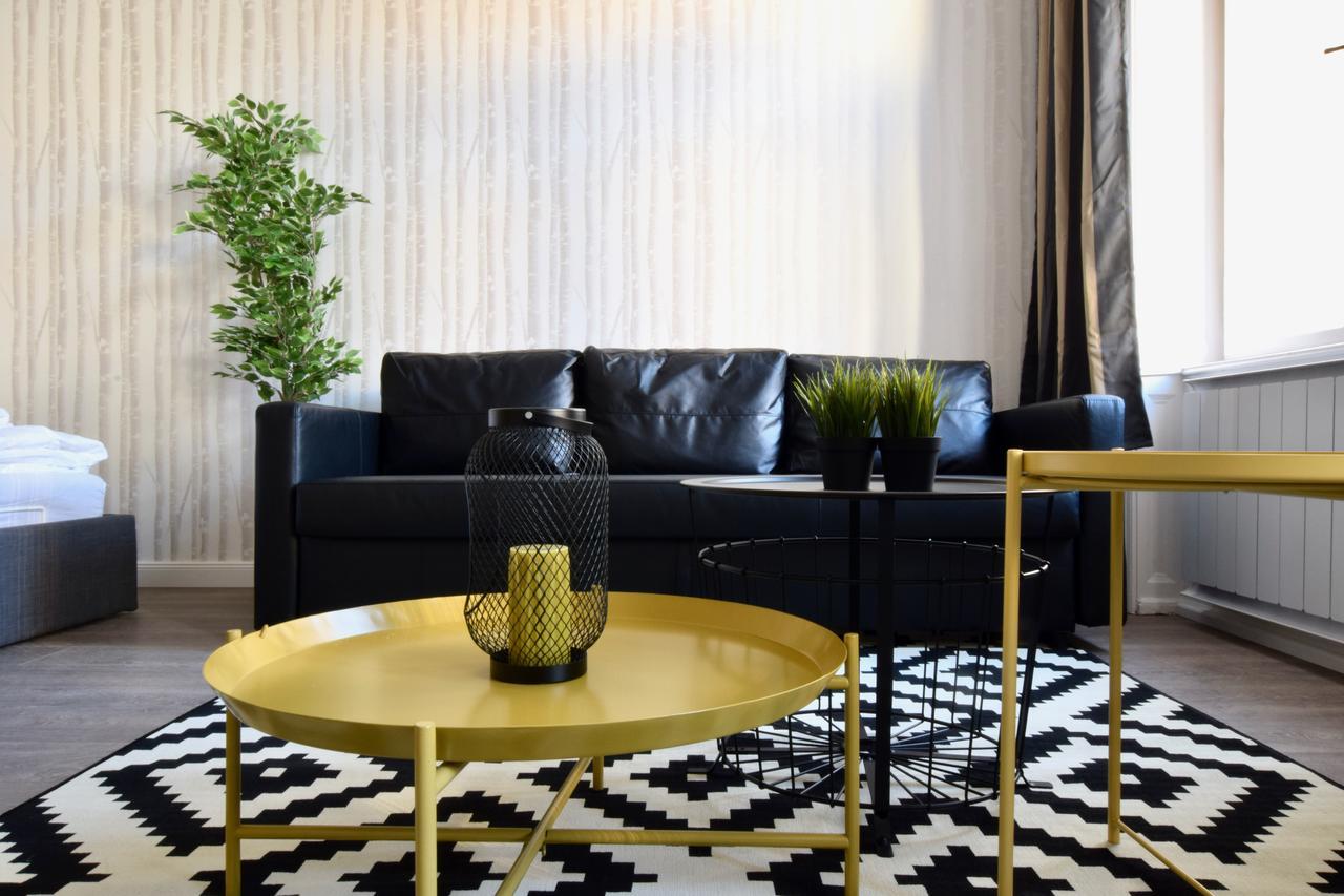 Standard Apartment By Hi5 - Dessewffy 39 Budapest Ngoại thất bức ảnh
